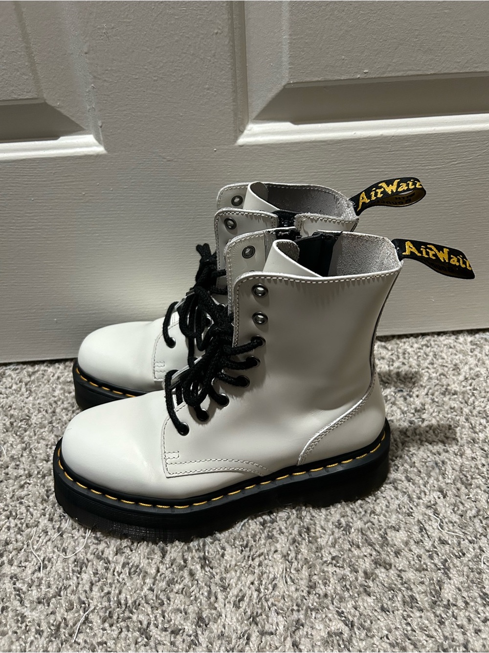 Dr. Martens Jadon Boot Smooth Leather Platforms in White Size 7M/8L